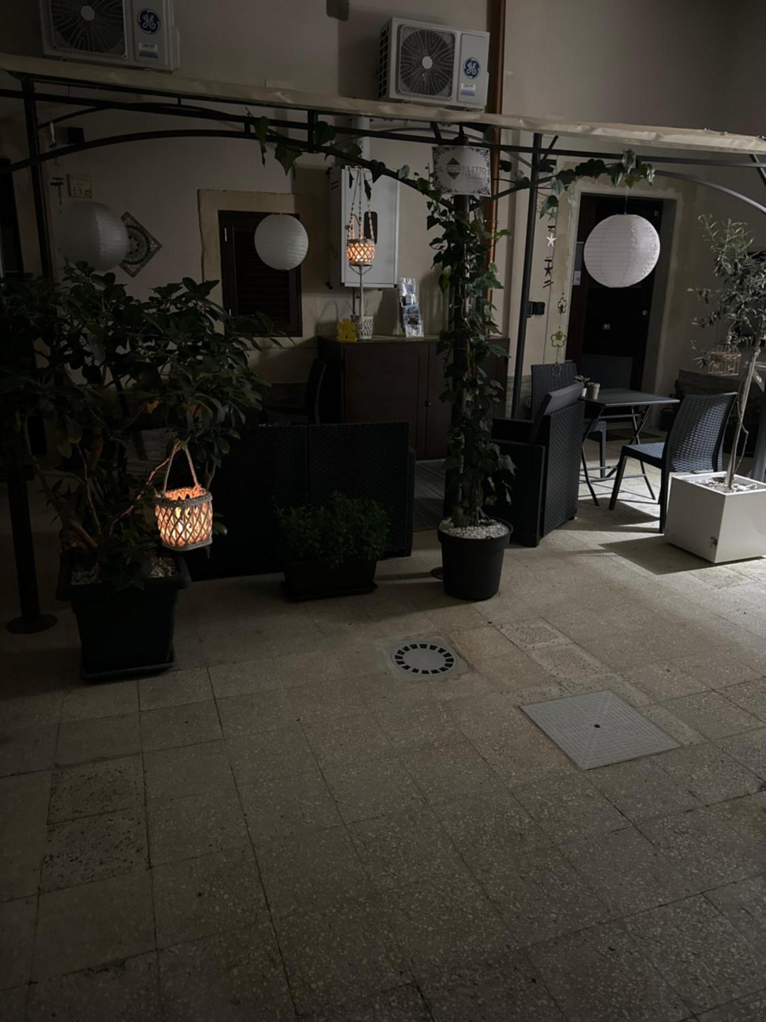 Il Cortiletto28 Rooms & House 시라쿠사 외부 사진